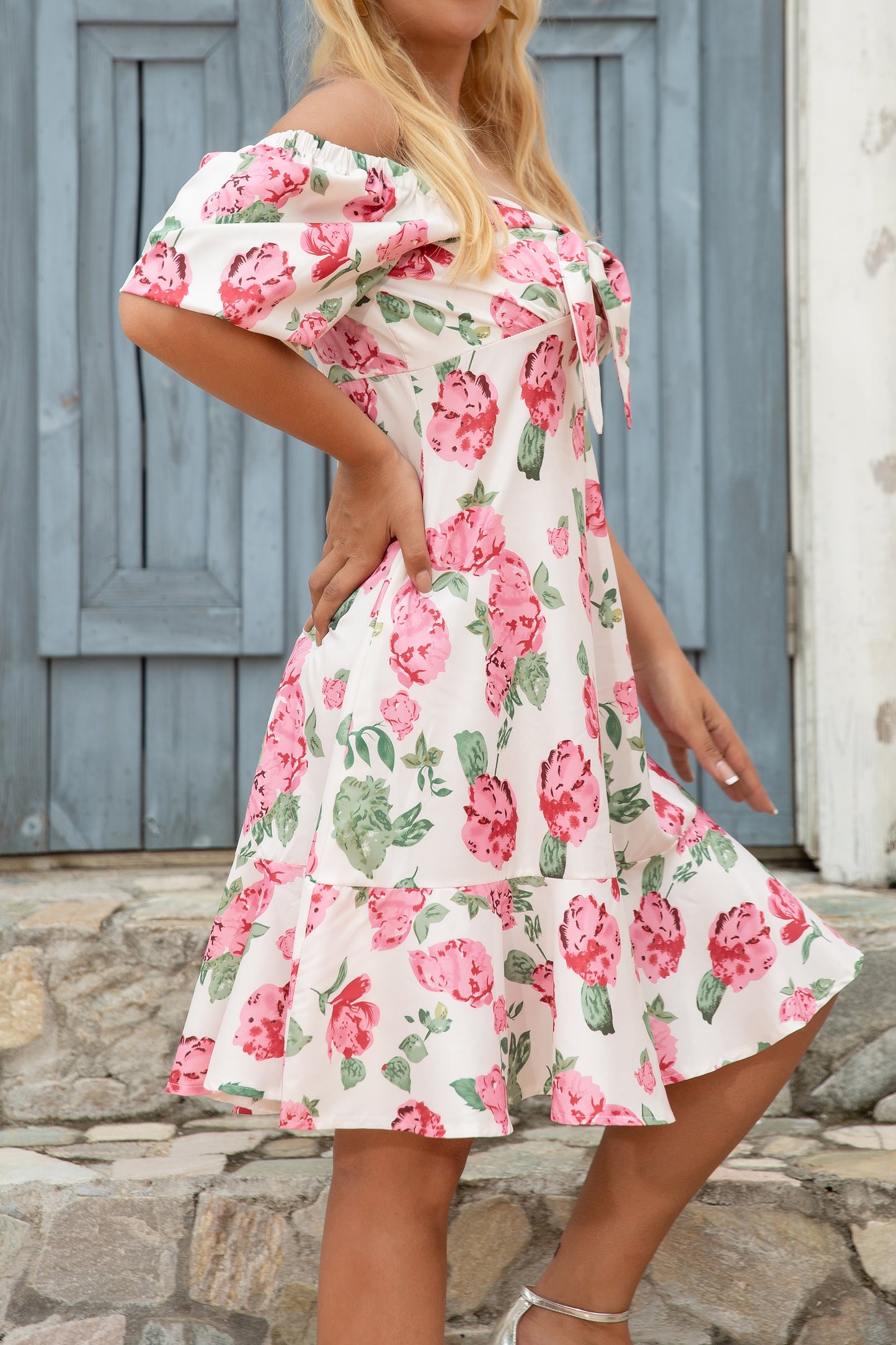 Women's Floral Printed Drapey neck tie Puff Sleeve Short Dress