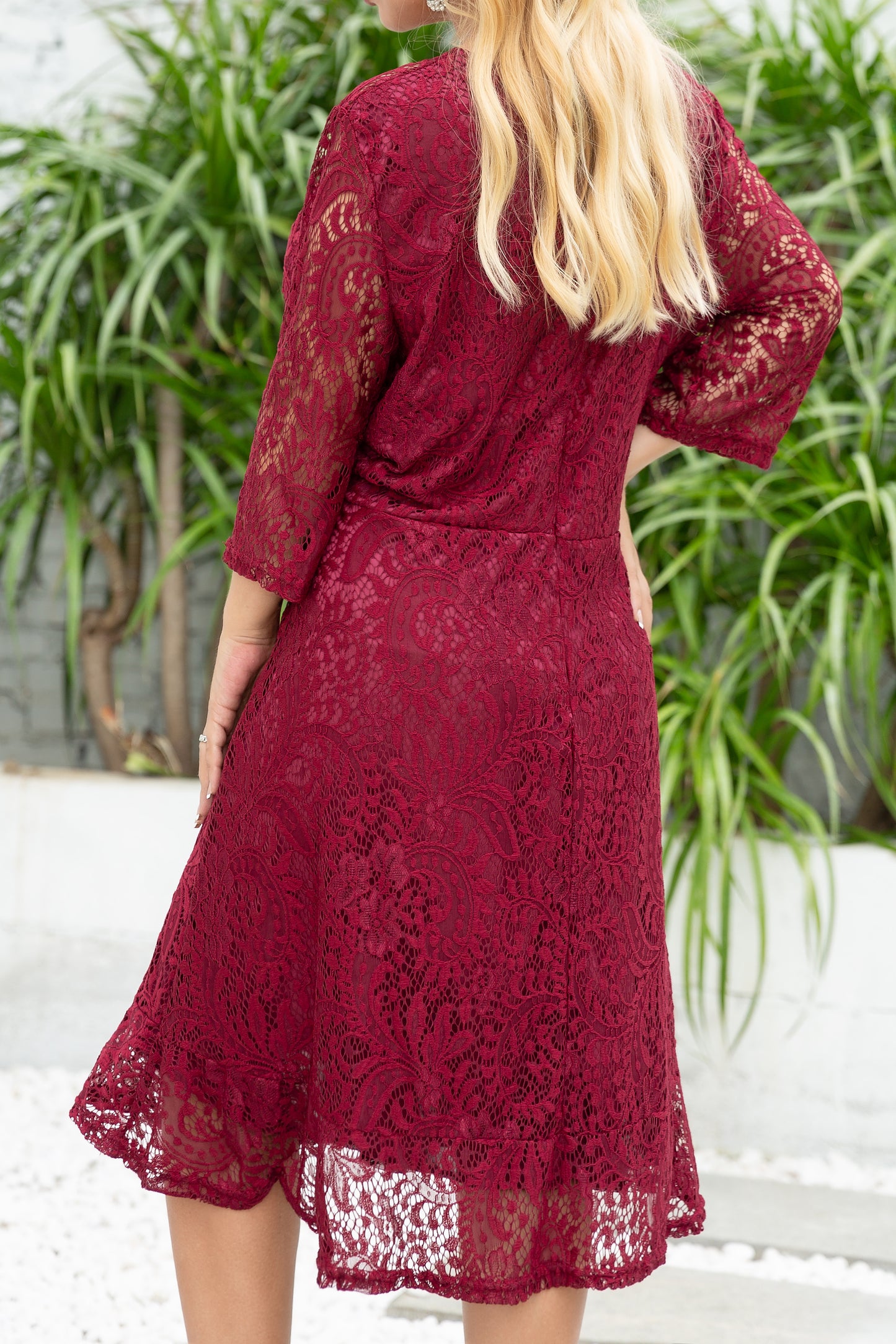 Women's Plus Size Floral Lace 3/4 Sleeve Round Neck Dress