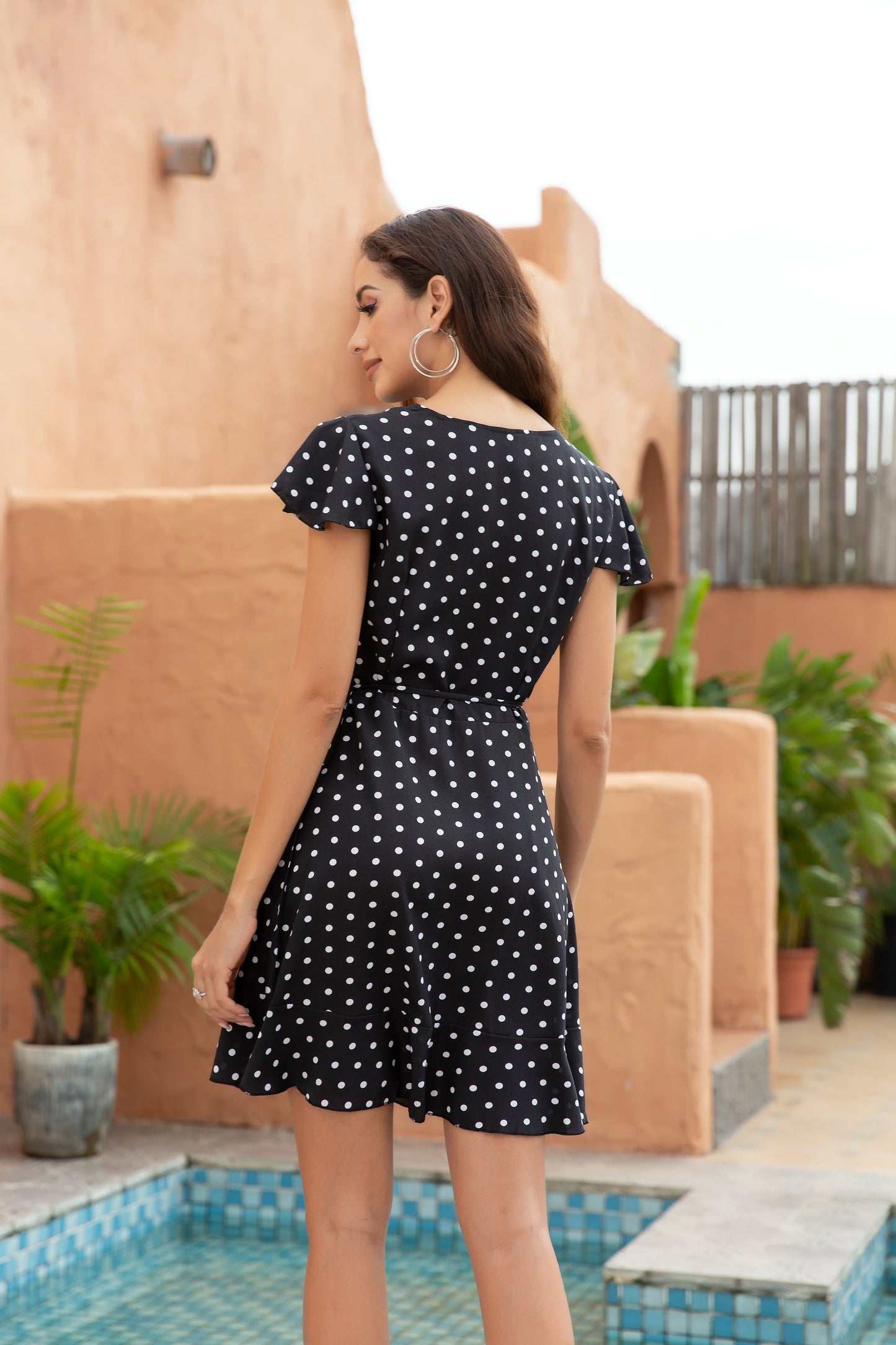 Women's Polka dot V neckline Short Sleeve Ruffle Midi Dress